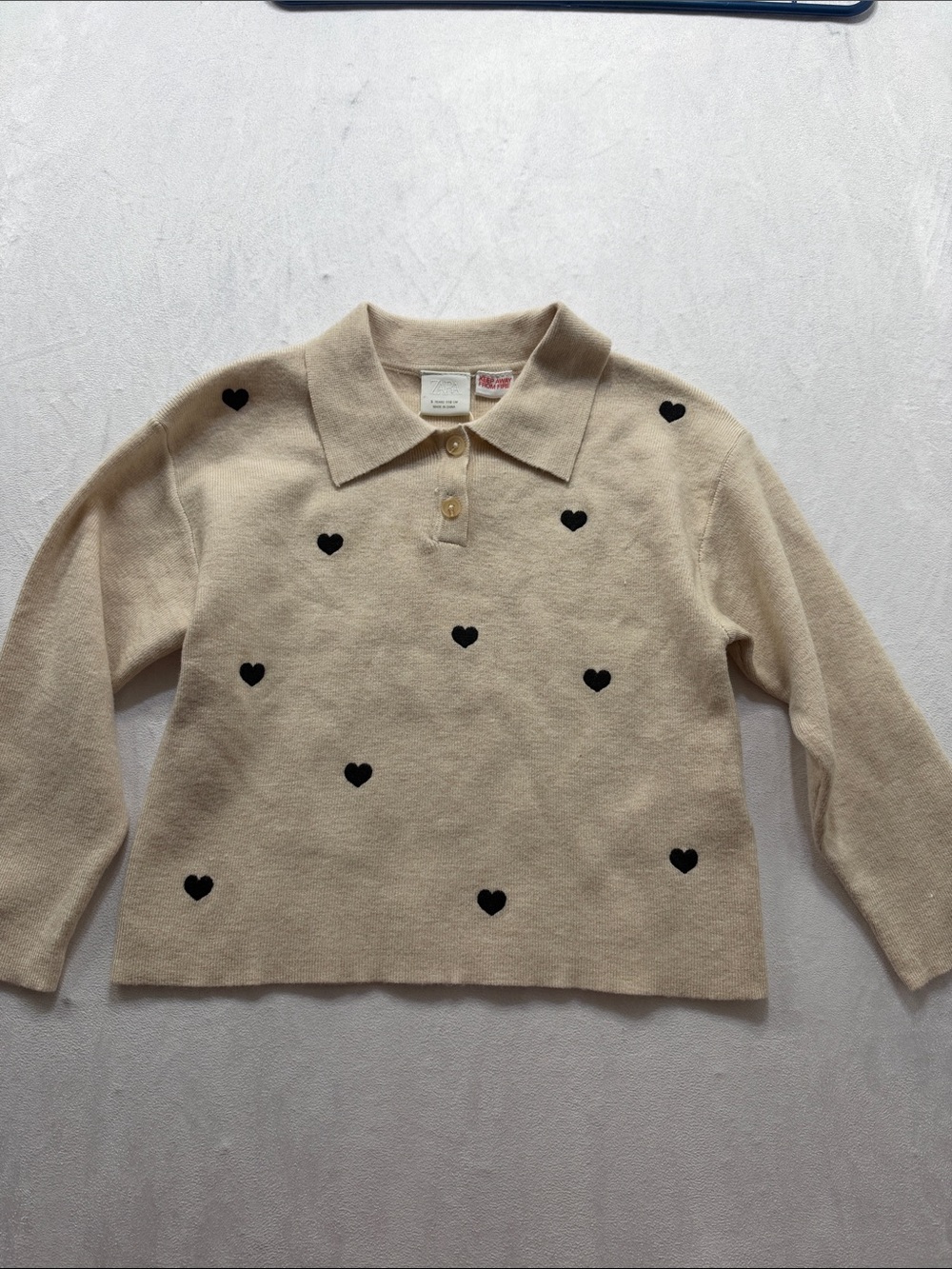 ZARA Kids Cream Polo Sweater with Black Heart Motif Size 5 NWT